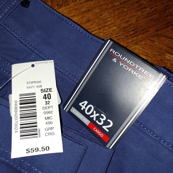 ROUNDTREE & YORKE CARGO PANTS MENS CLASSIC FIT STRETCH blue SIZE 40X32 NWT. - Picture 4 of 5